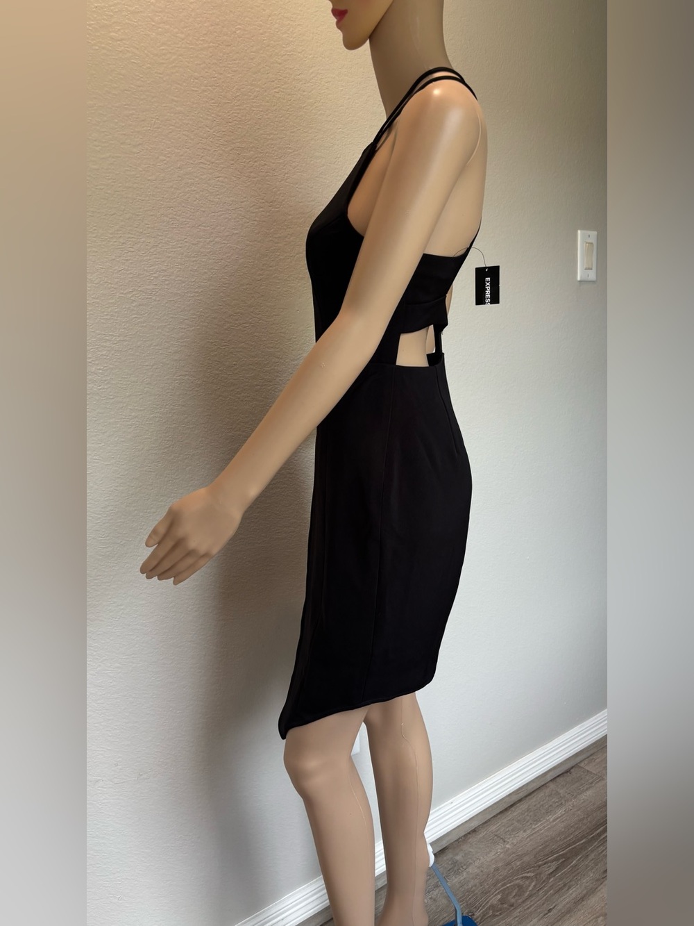Express Black Asymmetrical Halter Sheath Dress - Picture 4 of 13
